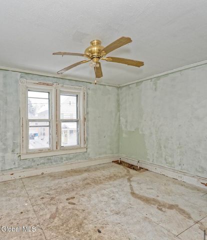 6 Mason Street, Johnstown, NY 12095