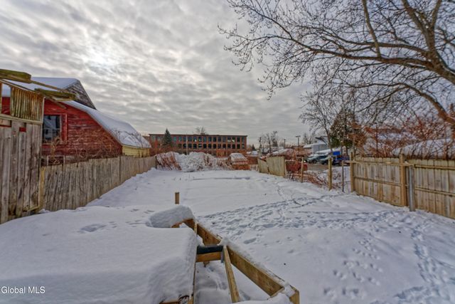 6 Mason Street, Johnstown, NY 12095