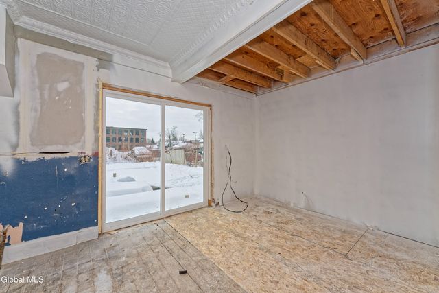 6 Mason Street, Johnstown, NY 12095