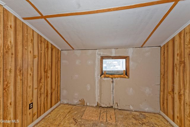 6 Mason Street, Johnstown, NY 12095