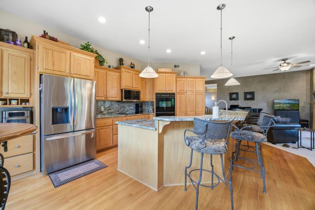 3882 219th Lane NE, East Bethel, MN 55011