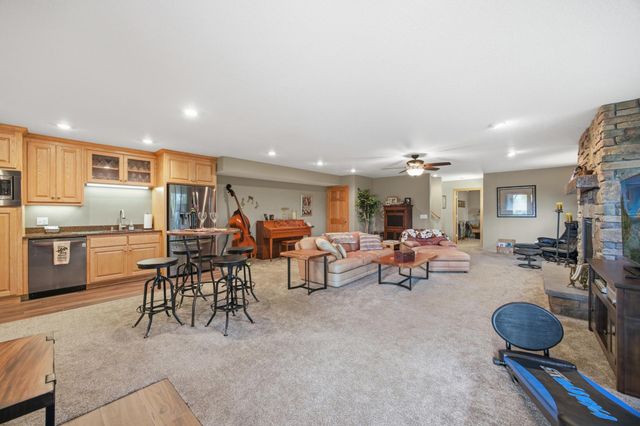 3882 219th Lane NE, East Bethel, MN 55011