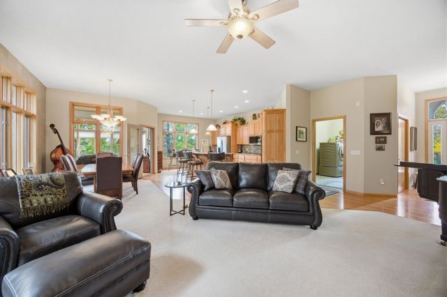 3882 219th Lane NE, East Bethel, MN 55011