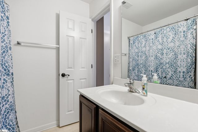 6 Fount De Leon Court, Fountain Inn, SC 29644