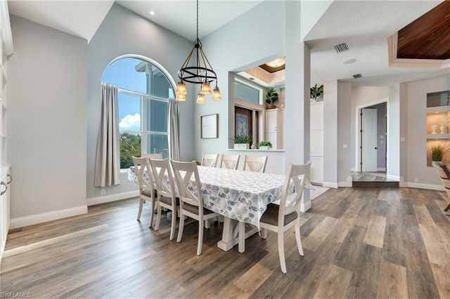 1460 Middle Gulf DR, Sanibel, FL 33957