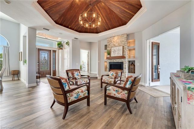 1460 Middle Gulf DR, Sanibel, FL 33957