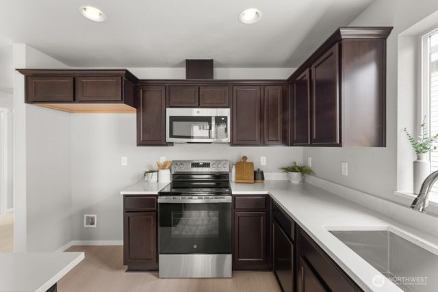 7451 45TH Place NE, Marysville, WA 98270