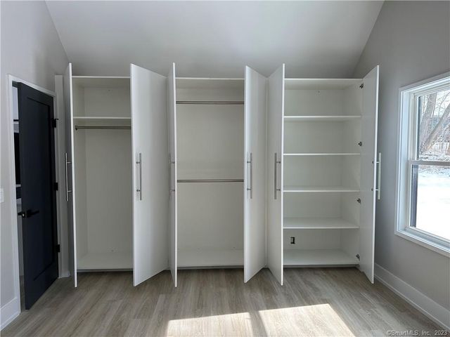 14 Tod Road, Norwalk, CT 06851