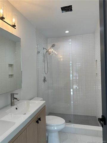 14 Tod Road, Norwalk, CT 06851