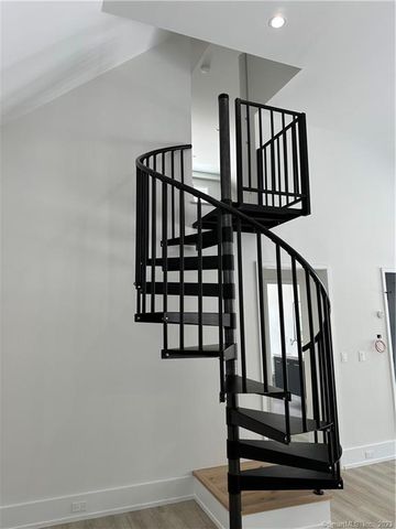 14 Tod Road, Norwalk, CT 06851