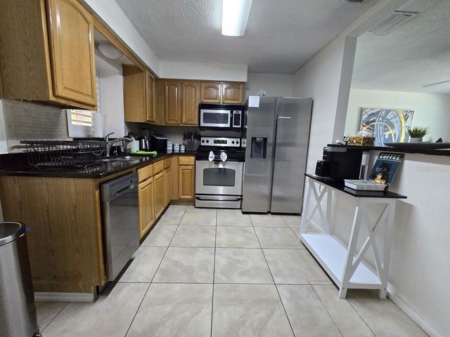 1430 PARKVIEW LANE, Largo, FL 33770
