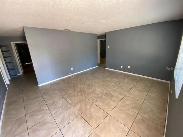 1430 PARKVIEW LANE, Largo, FL 33770
