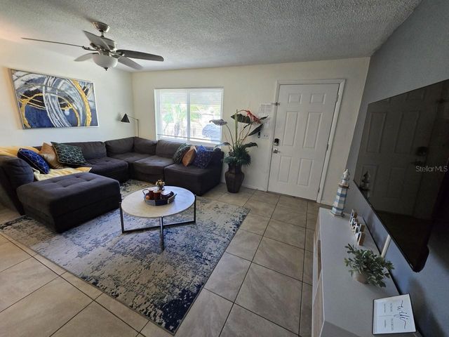 1430 PARKVIEW LANE, Largo, FL 33770