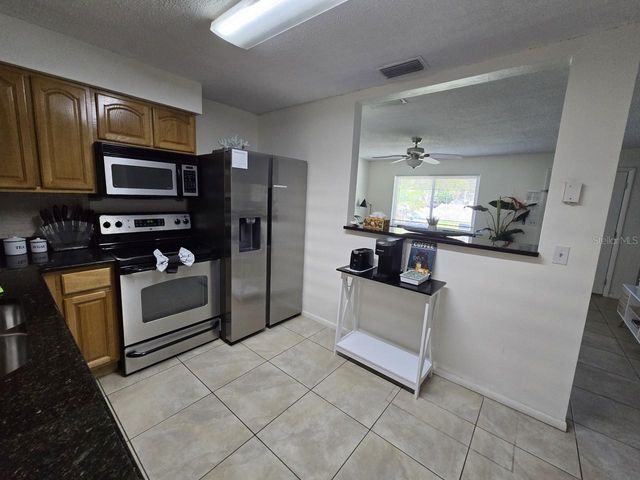 1430 PARKVIEW LANE, Largo, FL 33770
