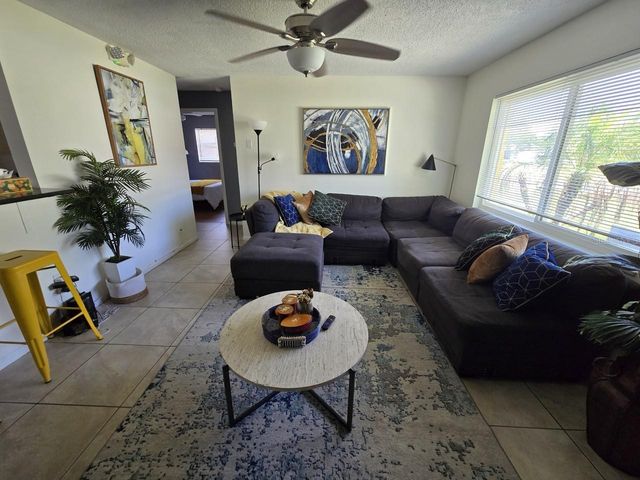 1430 PARKVIEW LANE, Largo, FL 33770