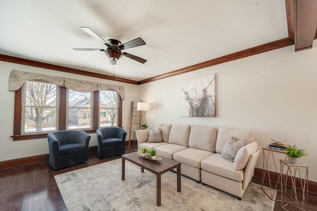 7300 35th AVENUE, Kenosha, WI 53142