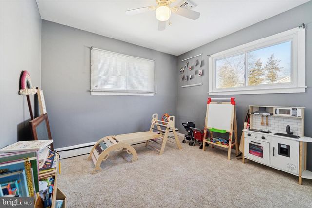 613 SPRINGFIELD AVE, Folsom, PA 19033