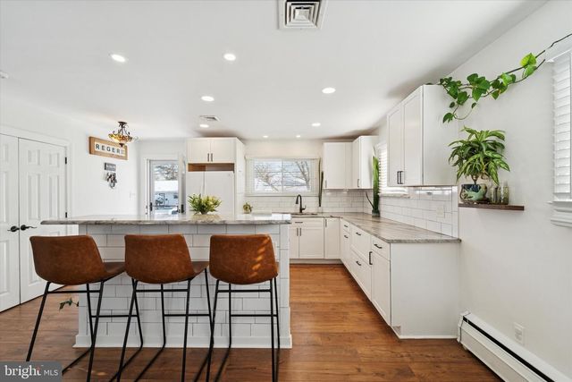 613 SPRINGFIELD AVE, Folsom, PA 19033