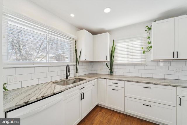 613 SPRINGFIELD AVE, Folsom, PA 19033