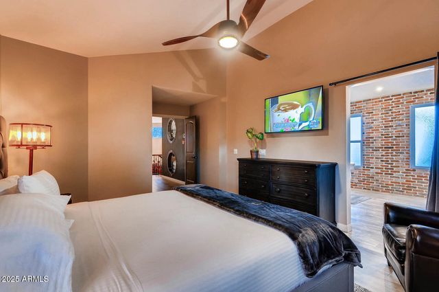 6521 E BEVERLY Lane, Scottsdale, AZ 85254