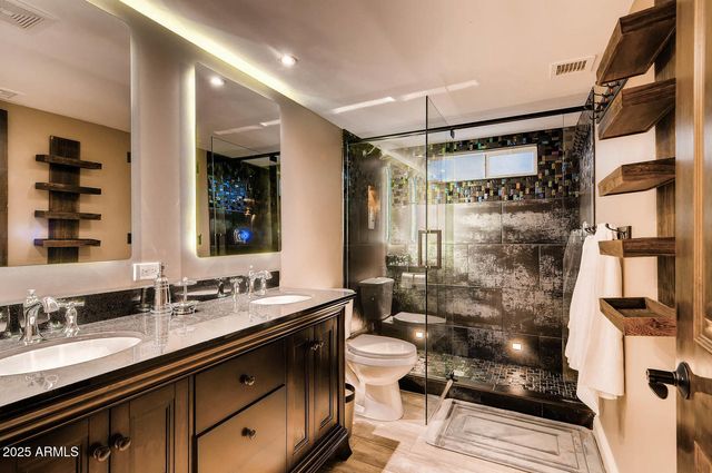 6521 E BEVERLY Lane, Scottsdale, AZ 85254
