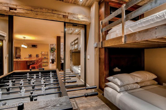 6521 E BEVERLY Lane, Scottsdale, AZ 85254