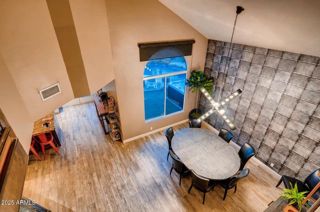 6521 E BEVERLY Lane, Scottsdale, AZ 85254