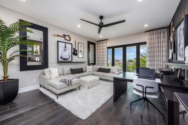 17166 Ludovica Lane, Boca Raton, FL 33496
