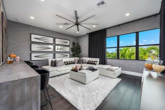 17166 Ludovica Lane, Boca Raton, FL 33496