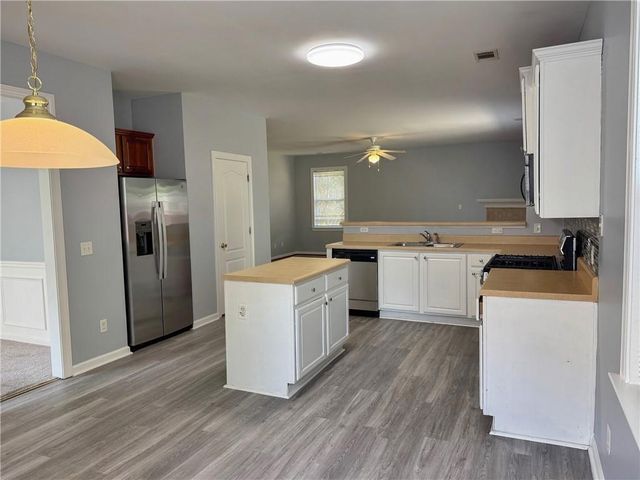 2513 Mockingbird Lane, Locust Grove, GA 30248