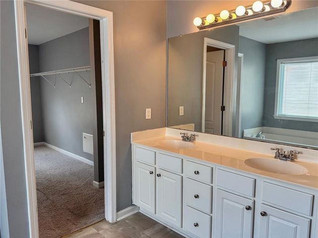 2513 Mockingbird Lane, Locust Grove, GA 30248