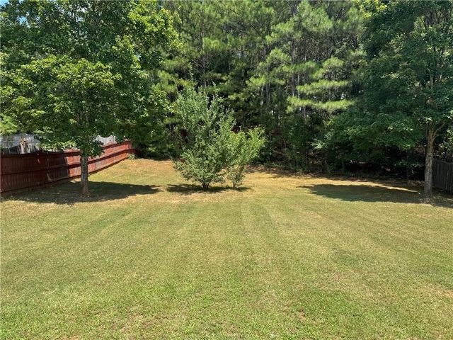 2513 Mockingbird Lane, Locust Grove, GA 30248