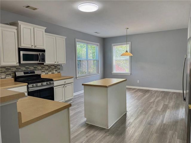 2513 Mockingbird Lane, Locust Grove, GA 30248