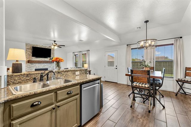1209 Penn Lane, Moore, OK 73160