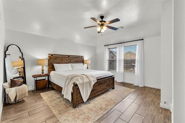 1209 Penn Lane, Moore, OK 73160