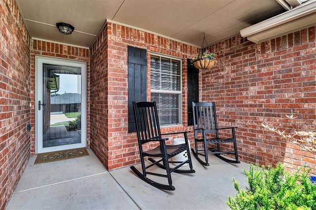 1209 Penn Lane, Moore, OK 73160