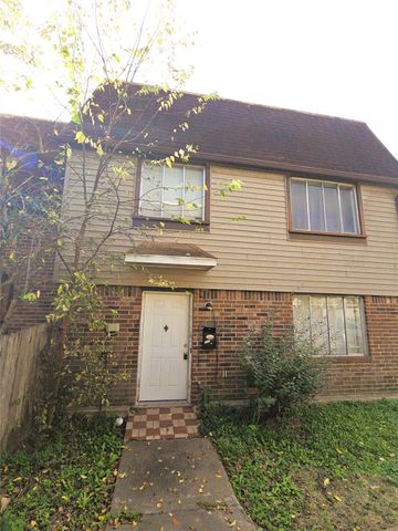 8379 La Roche Lane, Houston, TX 77036