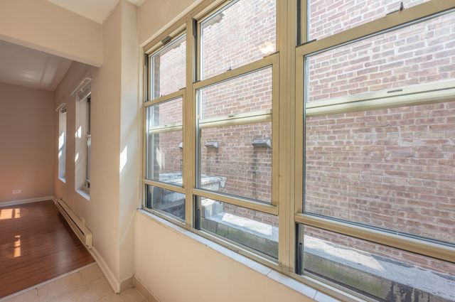 5511 N Kenmore Avenue 204, Chicago, IL 60640