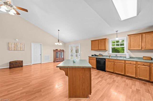 2529 Danny Bell Road, Asheboro, NC 27205