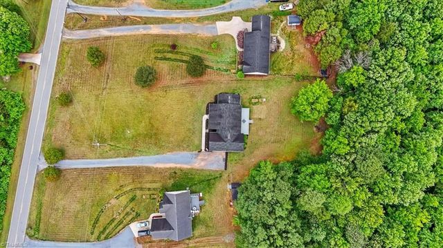 2529 Danny Bell Road, Asheboro, NC 27205