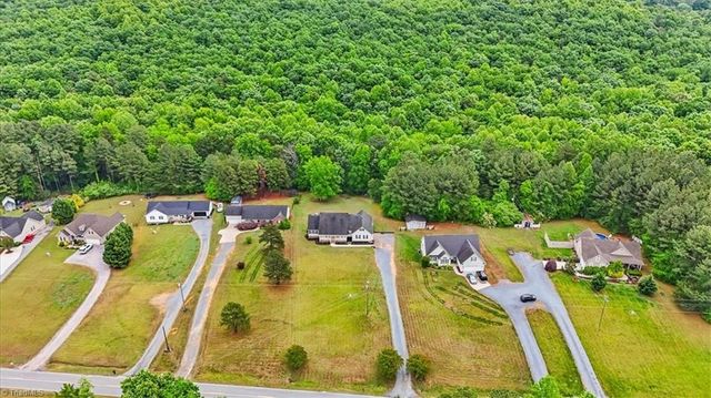 2529 Danny Bell Road, Asheboro, NC 27205