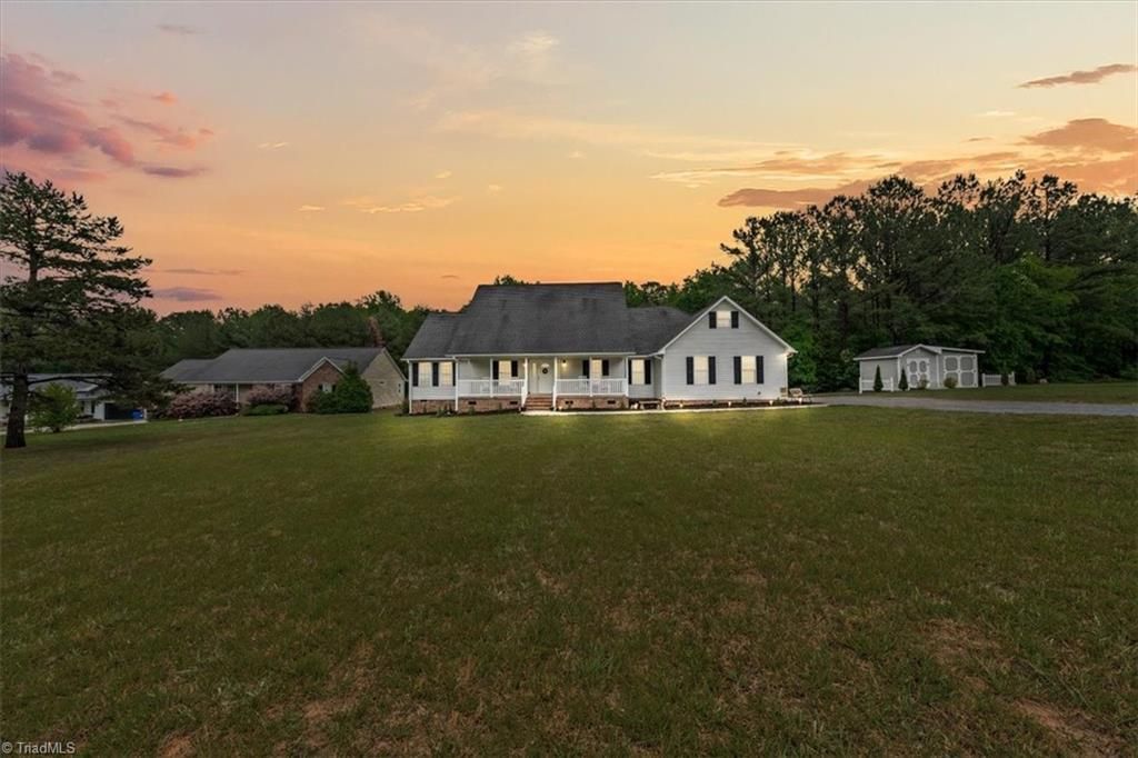 2529 Danny Bell Road, Asheboro, NC 27205