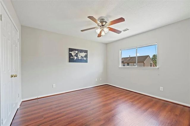 215 Birch Hill Drive, Sugar Land, TX 77479