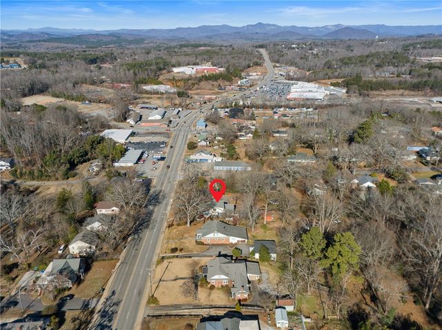 260 Ann Street, Pickens, SC 29671