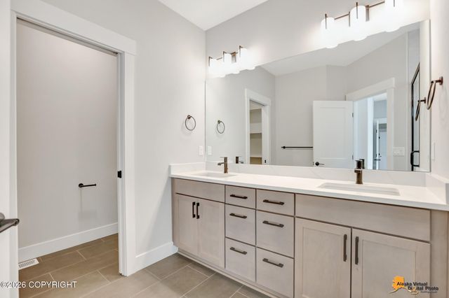 8833 Chalk Hill Loop, Anchorage, AK 99502