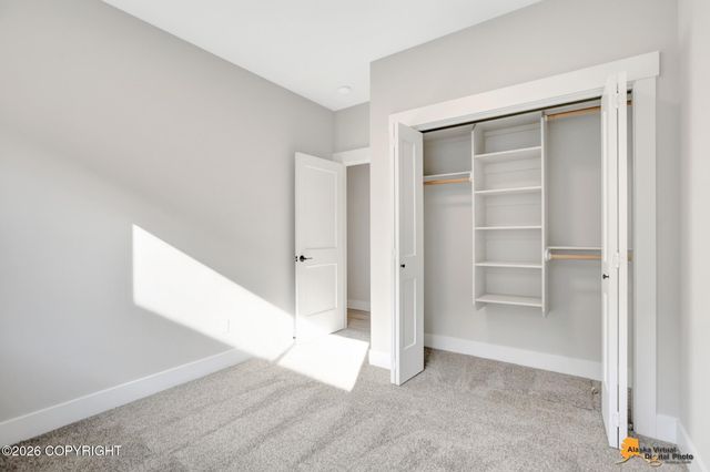 8833 Chalk Hill Loop, Anchorage, AK 99502