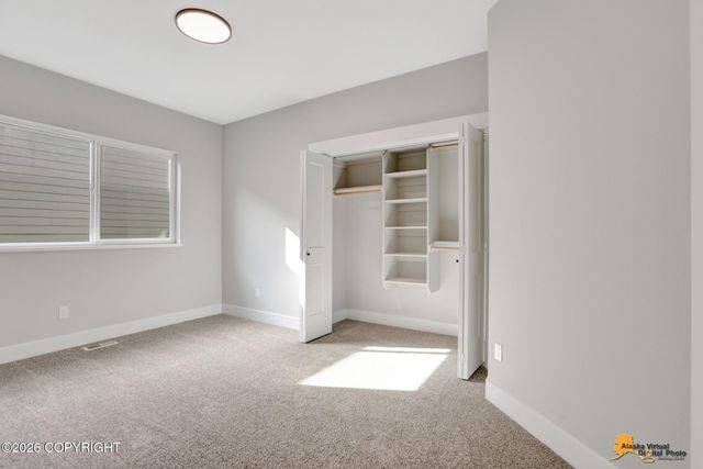 8833 Chalk Hill Loop, Anchorage, AK 99502