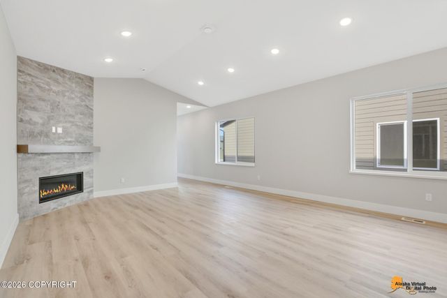 8833 Chalk Hill Loop, Anchorage, AK 99502