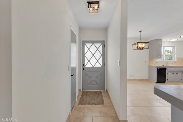 270 E 13th Street, Beaumont, CA 92223