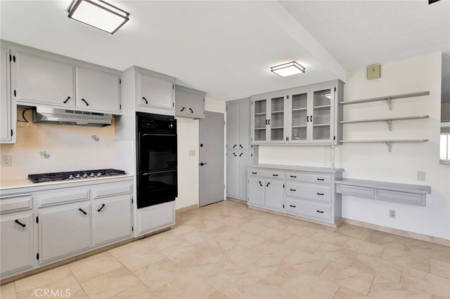 270 E 13th Street, Beaumont, CA 92223